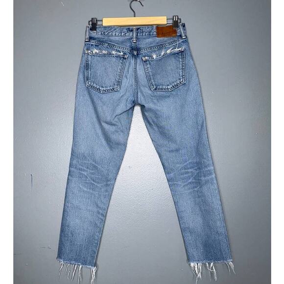 Moussy Vintage MV Yardley Tapered Jeans In Light Blue Wash Size 25 Straight Leg - Picture 8 of 10